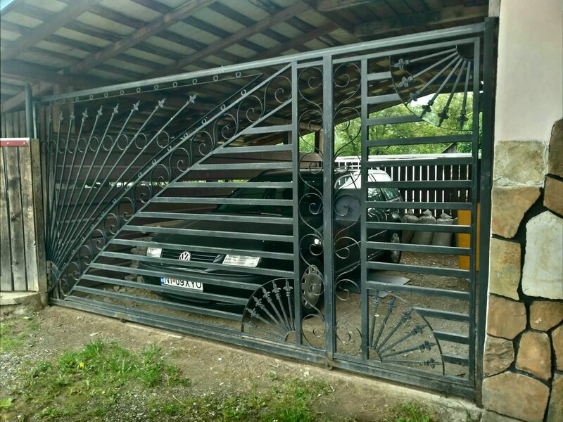 Execut lucrari de constructii, porti si garduri metalice